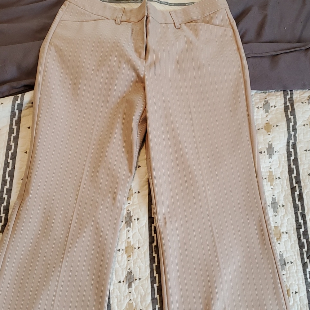 Express ladies dress pants in sz 6